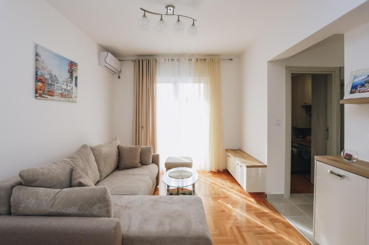 Apartments Viva Oliva Budva Exterior photo