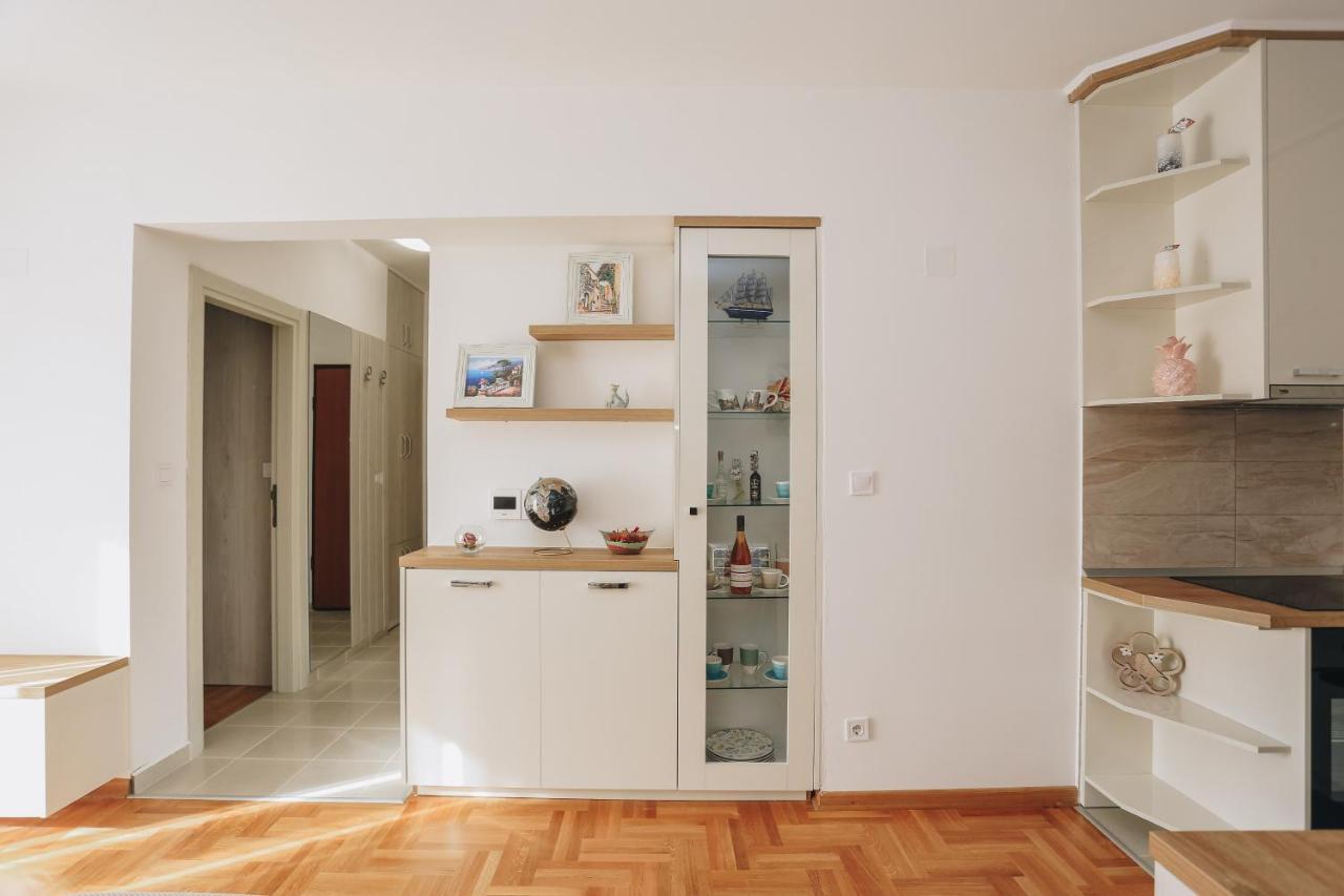 Apartments Viva Oliva Budva Exterior photo